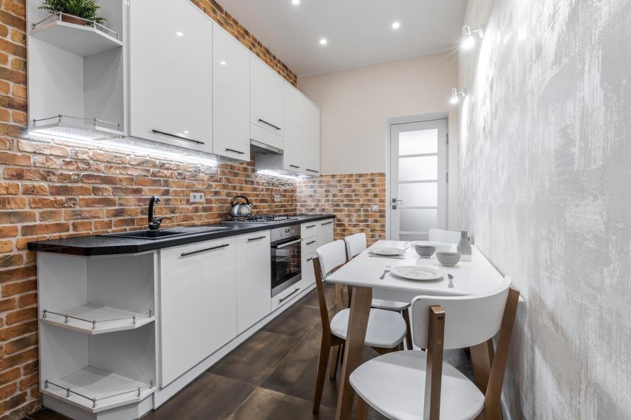 Inshiapartments On Grigorenko'S Square Lviv Ngoại thất bức ảnh