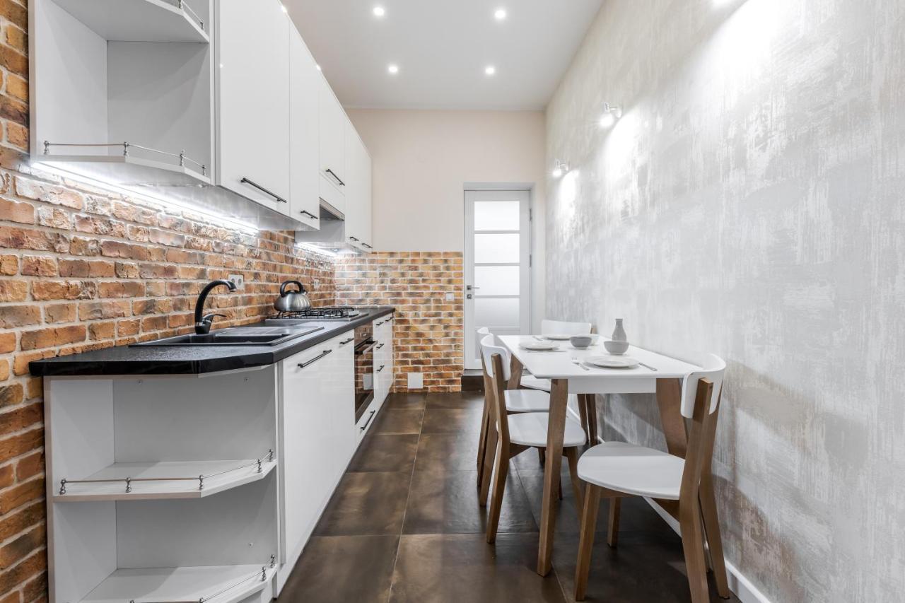 Inshiapartments On Grigorenko'S Square Lviv Ngoại thất bức ảnh