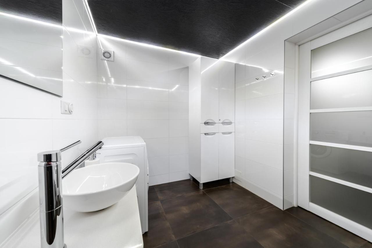 Inshiapartments On Grigorenko'S Square Lviv Ngoại thất bức ảnh